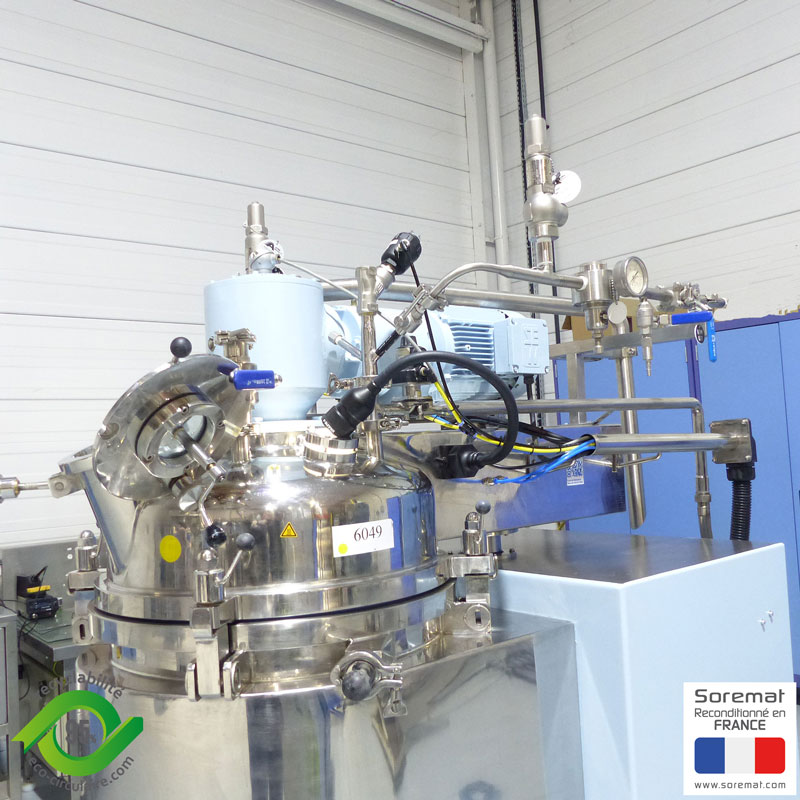 dessus du couvercle de la cuve avec hublot ouvert